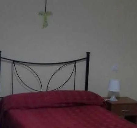 Bed and breakfast La Casa Di Ermelinda 2*