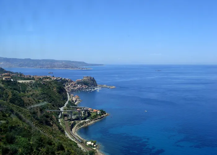 לינה וארוחת בוקר La Casa Di Ermelinda רג'יו די קאלאבריה