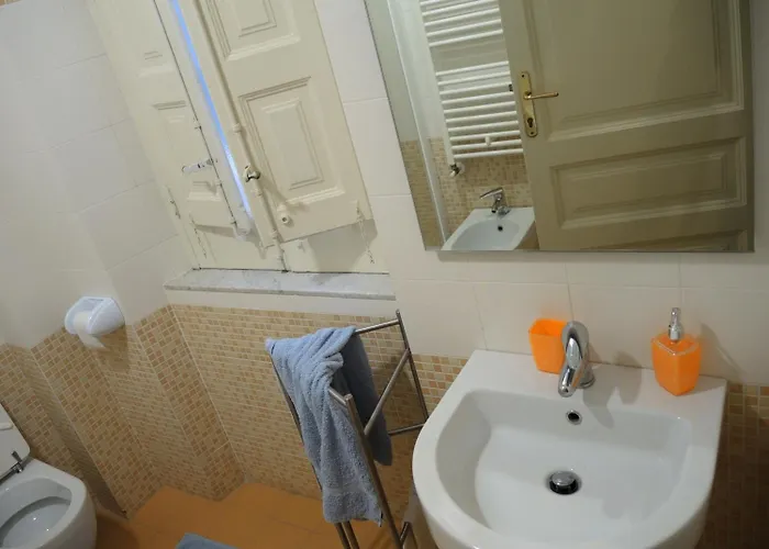 לינה וארוחת בוקר La Casa Di Ermelinda 3*