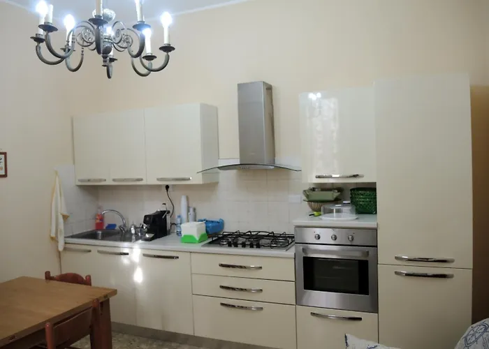 לינה וארוחת בוקר La Casa Di Ermelinda רג'יו די קאלאבריה