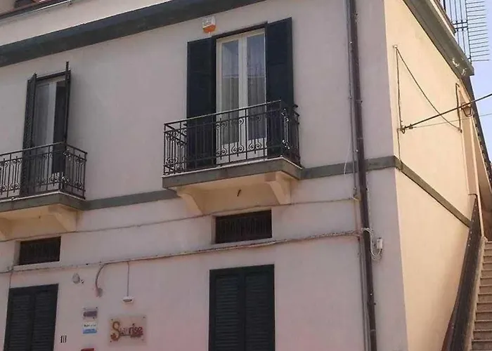 לינה וארוחת בוקר La Casa Di Ermelinda