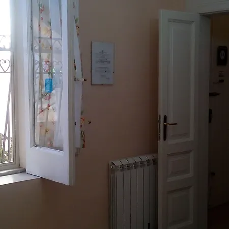 فندق مبيت وإفطار La Casa Di Ermelinda ريجّو دي كالابريا