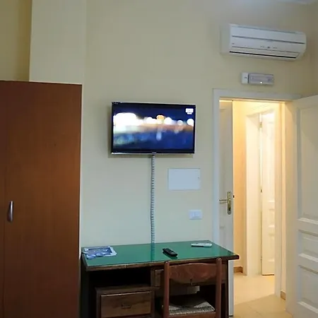 فندق مبيت وإفطار La Casa Di Ermelinda 3*