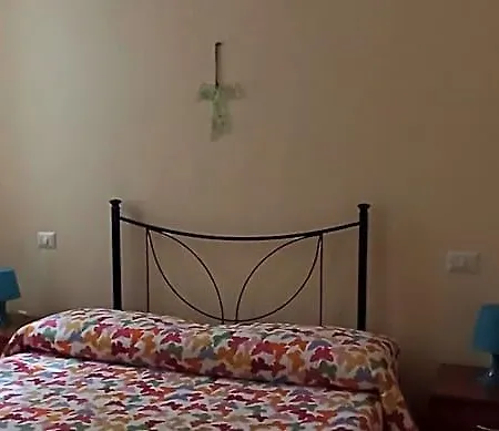 La Casa Di Ermelinda فندق مبيت وإفطار ريجّو دي كالابريا