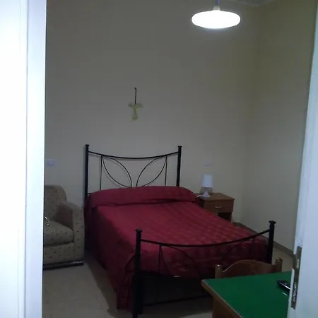 Bed and breakfast La Casa Di Ermelinda 3*